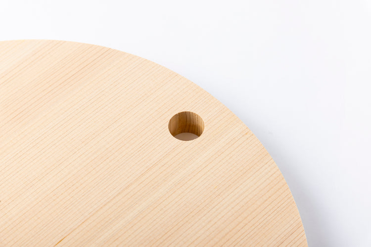 東濃ひのきの丸まな板　穴あき　M